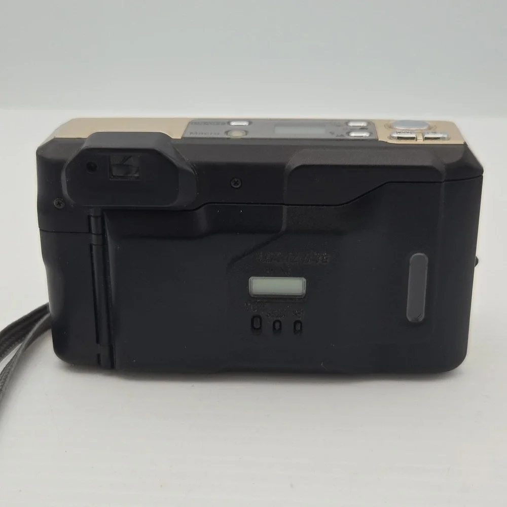 Vintage Nikon One Touch Zoom 90 35mm Quartz Date Point & Shoot Film Camera